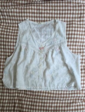 Marks & Spencer Vintage White Eyelet Lace Trim Sleeveless Top